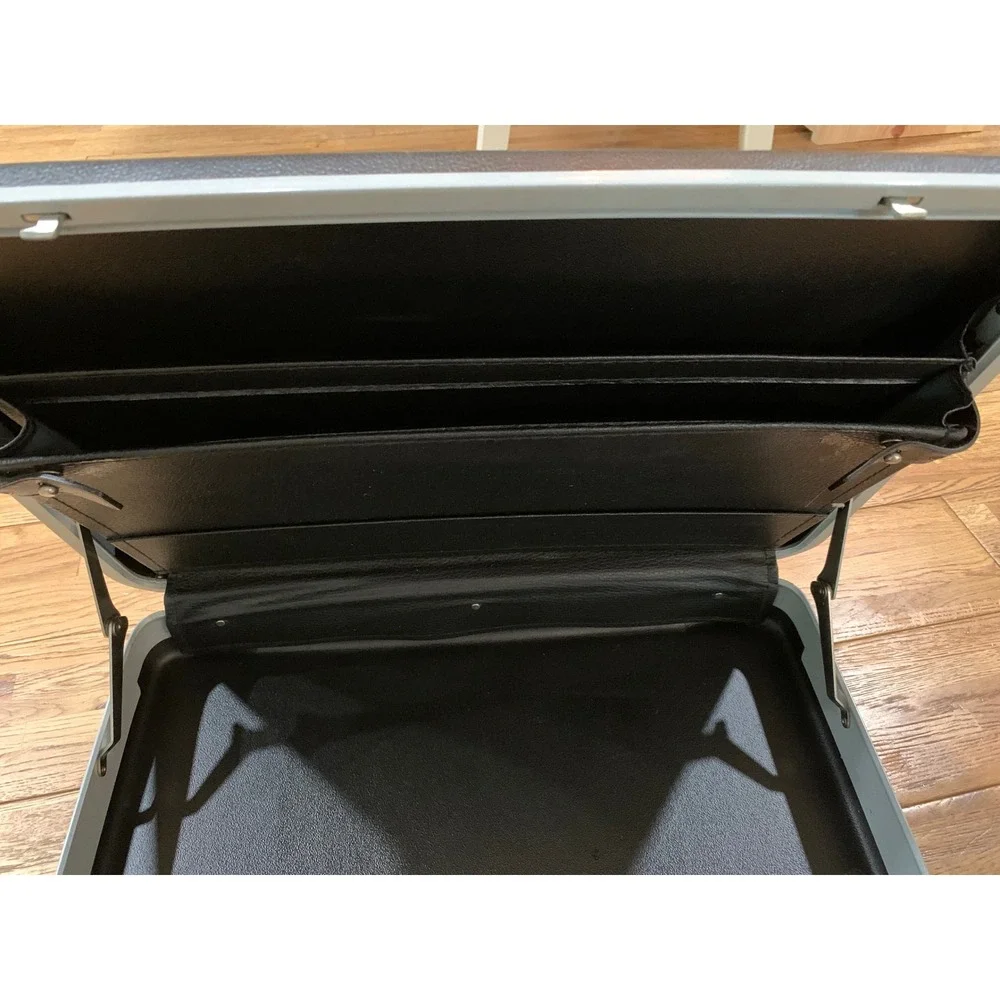 Samsonite Vintage Hard Shell Briefcase Black Retro 90s Y2K Dark Academia Minimal